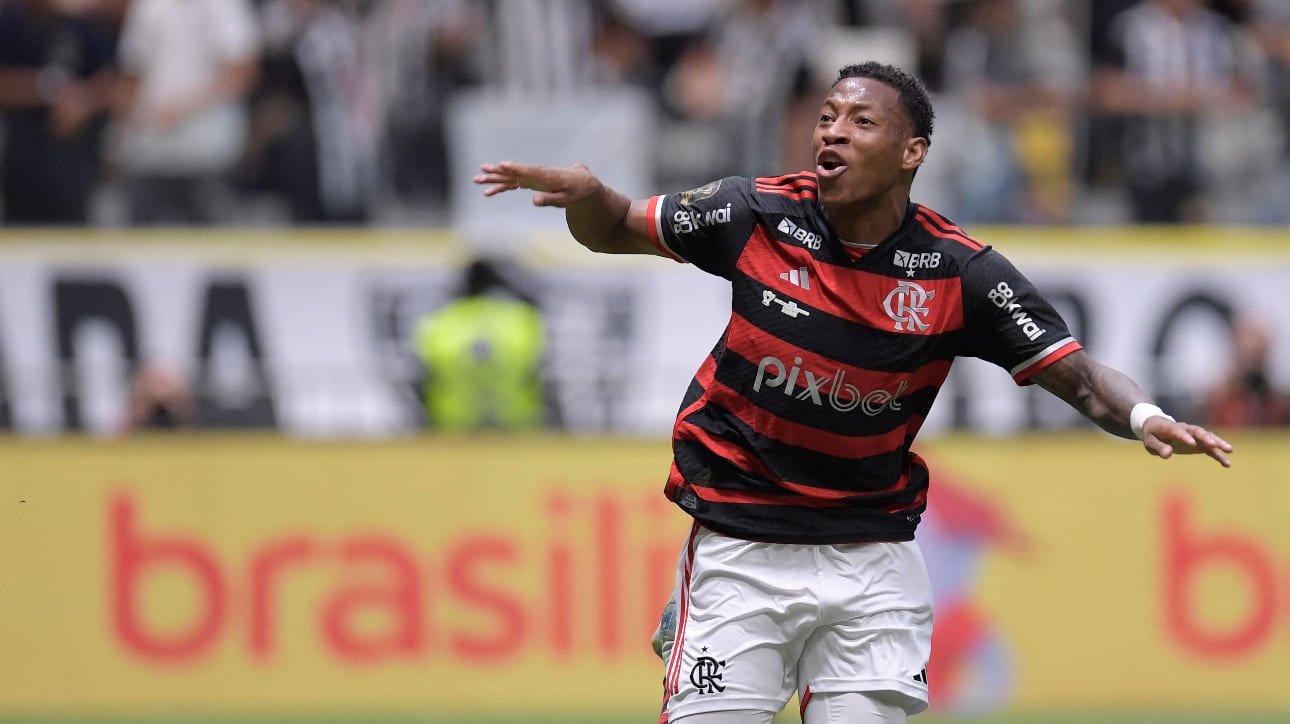 Gonzalo Plata, atacante do Flamengo (foto: Douglas Magno/AFP)