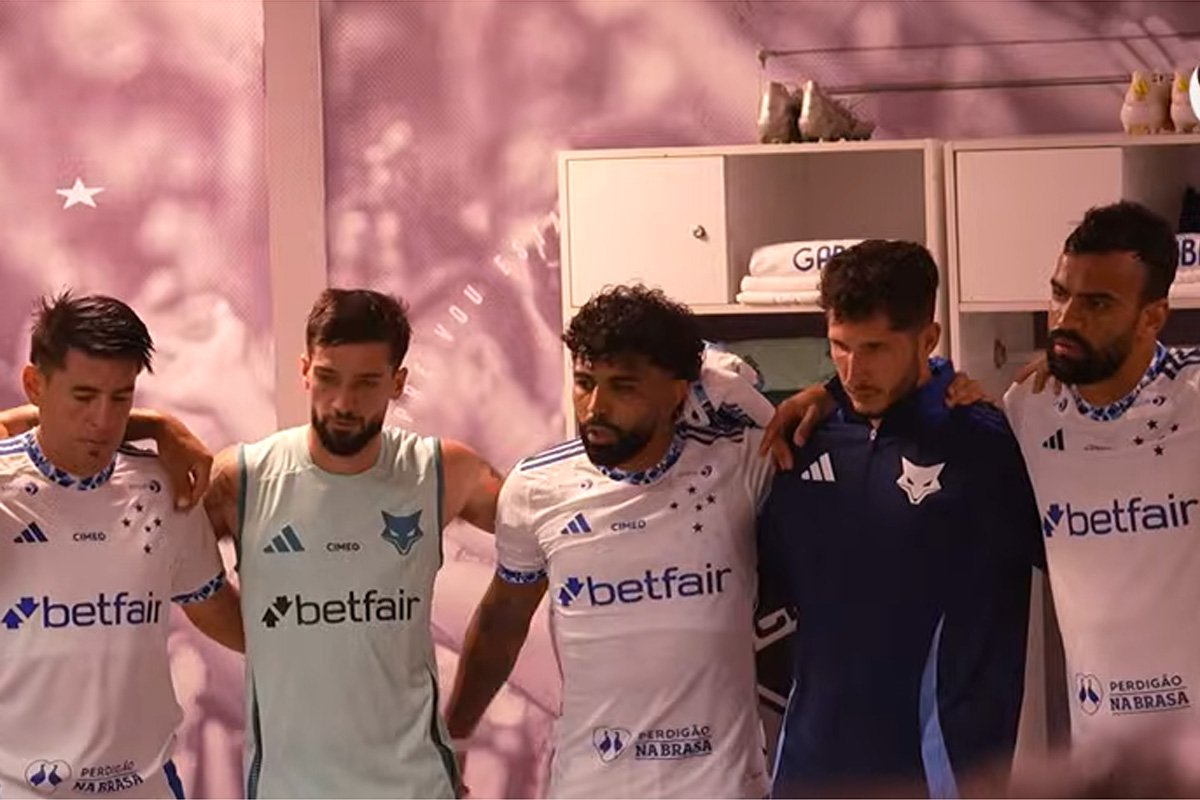 Gabi discursou no vestiário do Cruzeiro (foto: Reprodução/TV Cruzeiro)