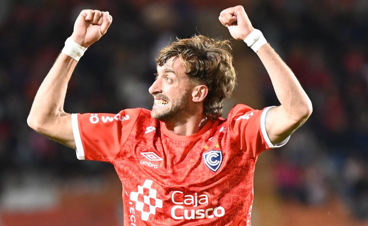 Gaspar Gentile, atacante do Cienciano (foto: Divulgação/Cienciano)