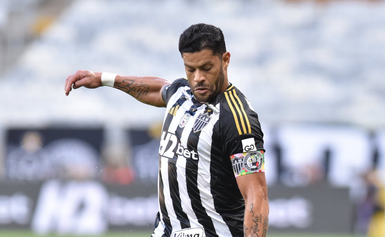 Hulk, atacante do Atlético, em ação no Mineirão (foto: Ramon Lisboa/EM/D.A. Press)