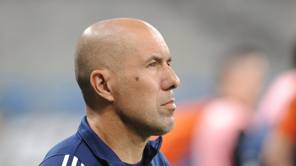 Leonardo Jardim, técnico do Cruzeiro (foto: Alexandre Guzanshei/EM/D.A. Press)