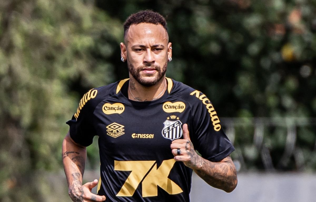 Neymar em treino pelo Santos (foto: Raul Baretta/ Santos FC.)