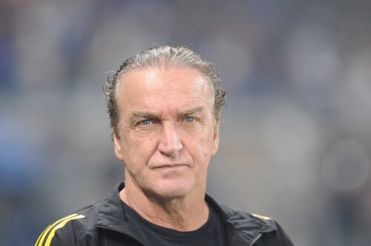 Cuca durante Cruzeiro x Atlético no Mineirão (foto: Alexandre Guzanshe/EM/D.A. Press)