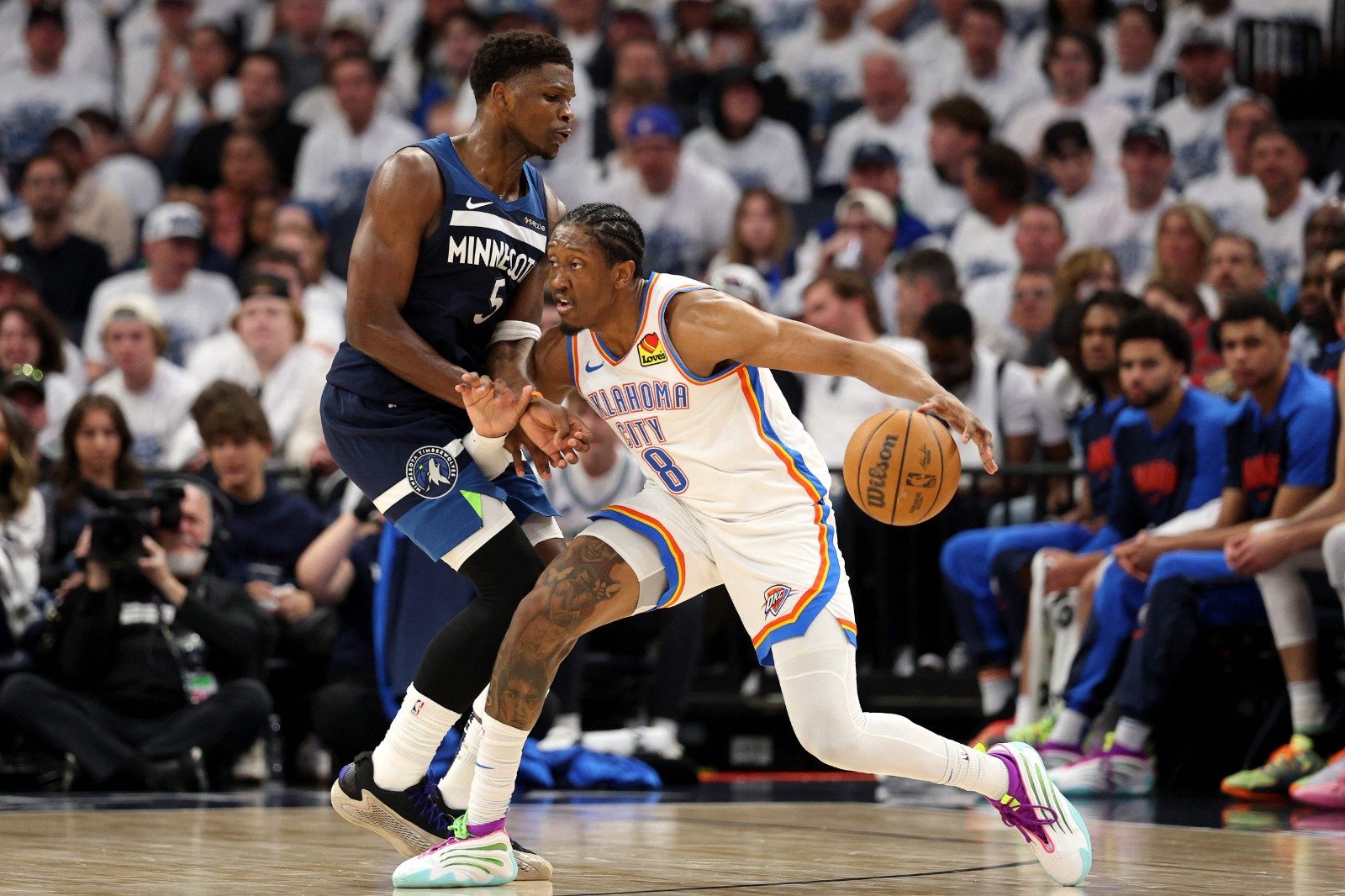 Lance da final Minnesota Timberwolves x Oklahoma City Thunder (foto: David Berding/AFP)