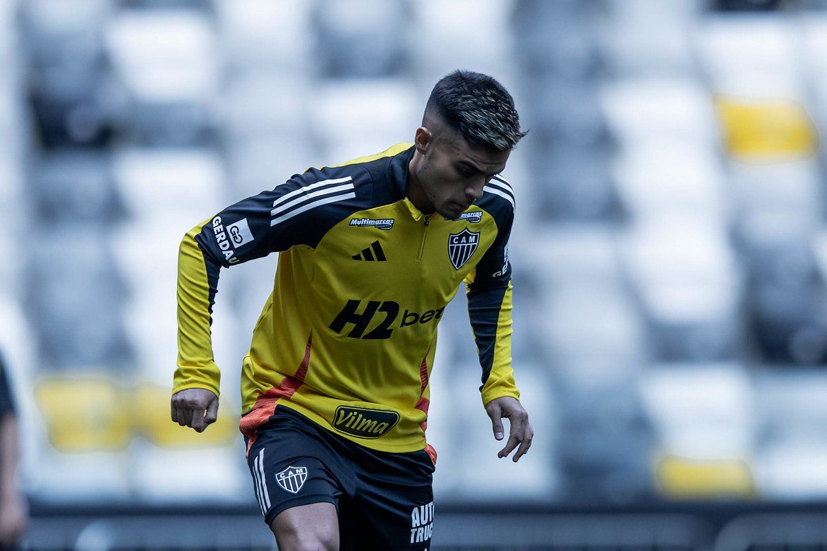 Fausto Vera durante treino do Atlético na Arena MRV (foto: Pedro Souza/Atlético)