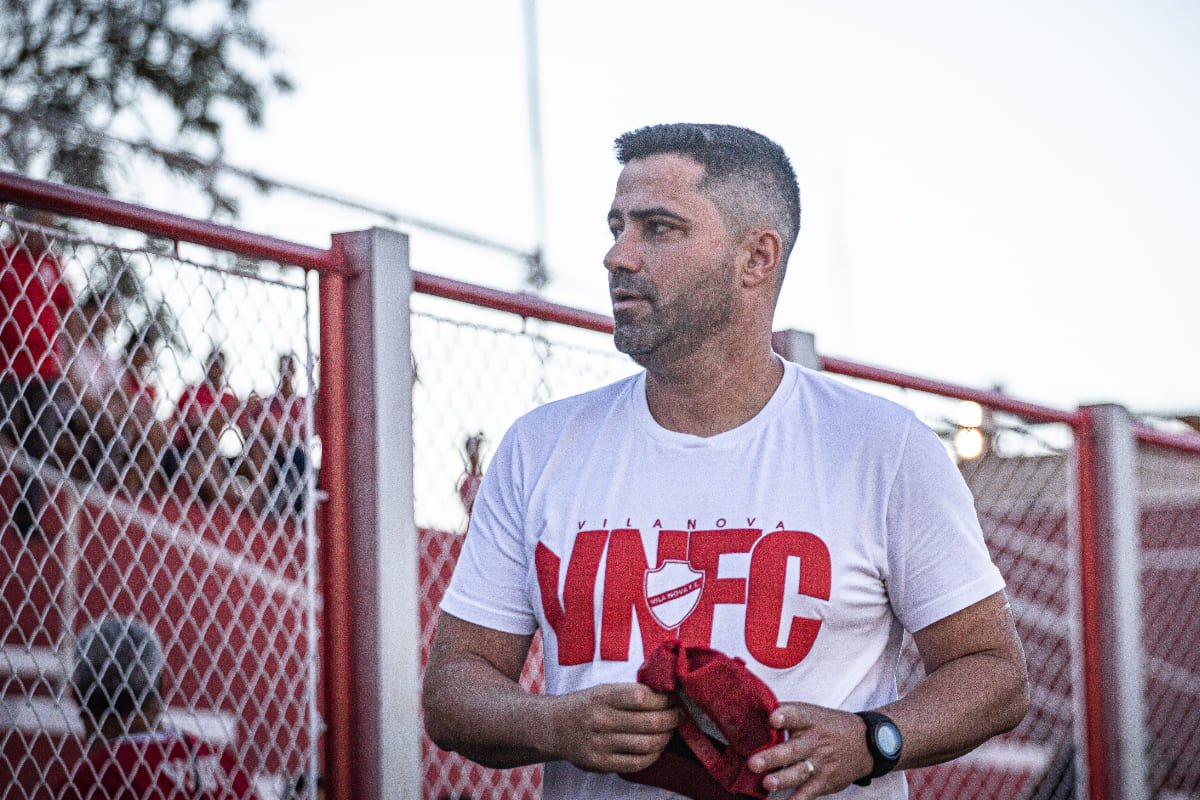 Rafael Lacerda, técnico do Vila Nova (foto: Roberto Corrêa/Vila Nova F.C.)