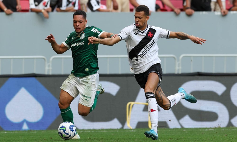 Vitor Roque em ação durante Vasco x Palmeiras (foto: Cesar Greco/Palmeiras)