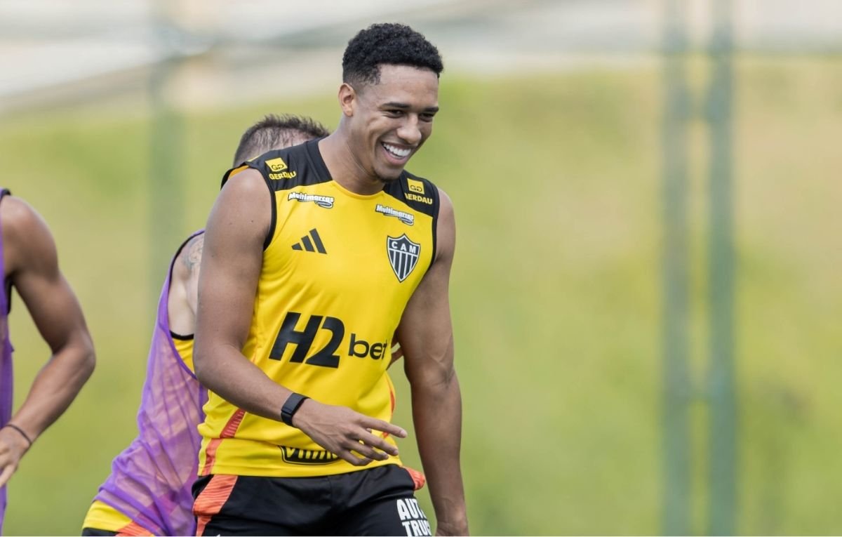 Brahian Palacios em treino pelo Atlético (foto: Pedro Souza / Atlético)