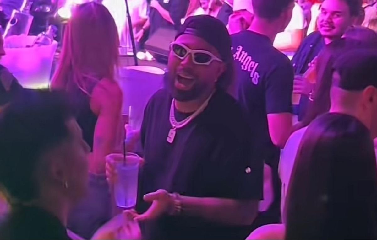 Gabigol assistiu a show no Clube Chalezinho, em Belo Horizonte (foto: Reprodução/Redes sociais)