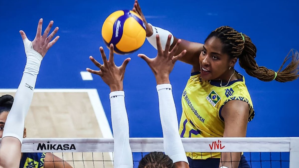 Ana Cristina, ponteira da Seleção Brasileira Feminina de Vôlei (foto: Divulgação FIVB)
