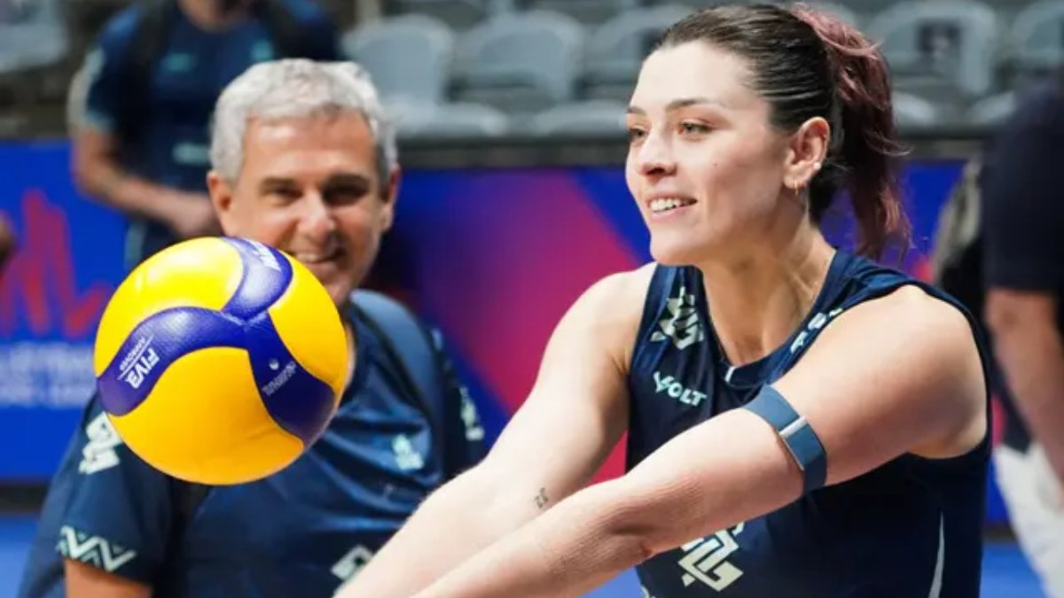 Rosamaria, oposta da Seleção Brasileira Feminina de Vôlei (foto: Divulgação FIVB)