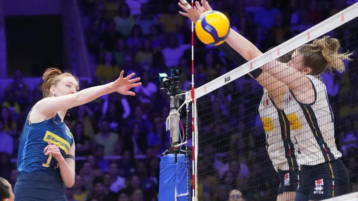 Jogo da Seleção Brasileira Feminina de Vôlei contra a Itália (foto: Mauricio Val/FV Imagem/CBV)