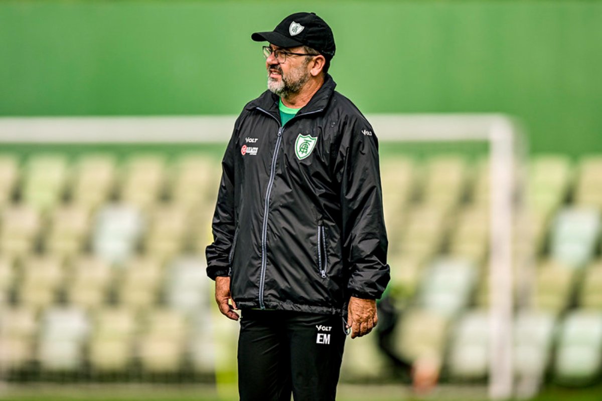Enderson Moreira, técnico do América (foto: Mourão Panda/América)