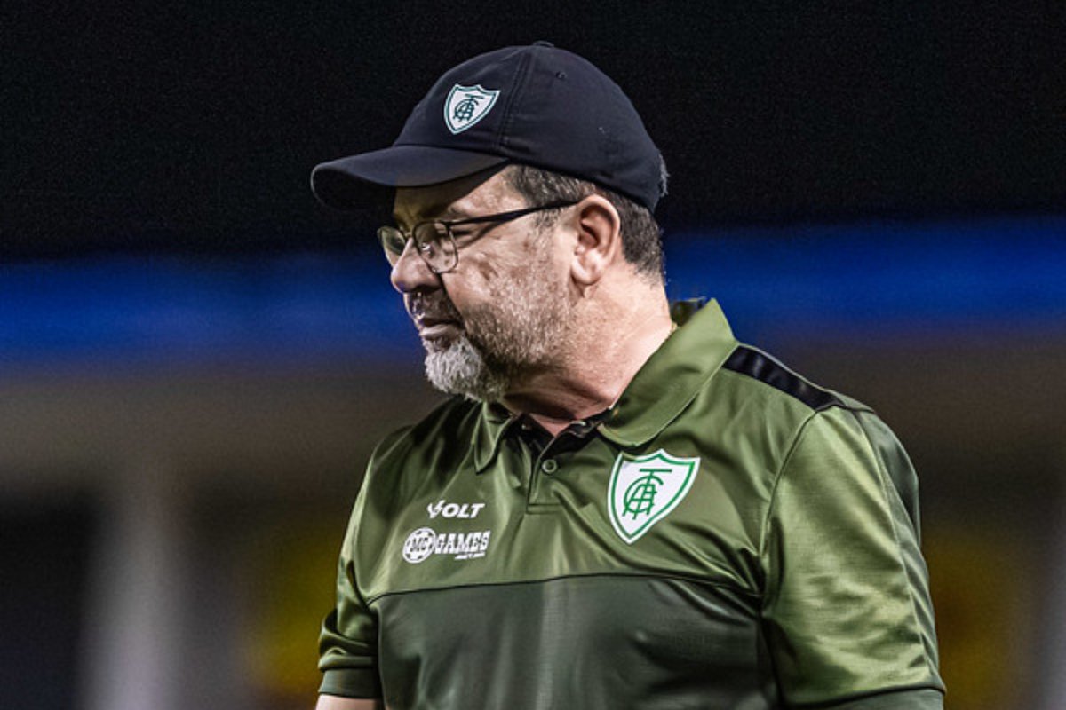 Técnico Enderson Moreira, do América (foto: Mourão Panda/América)