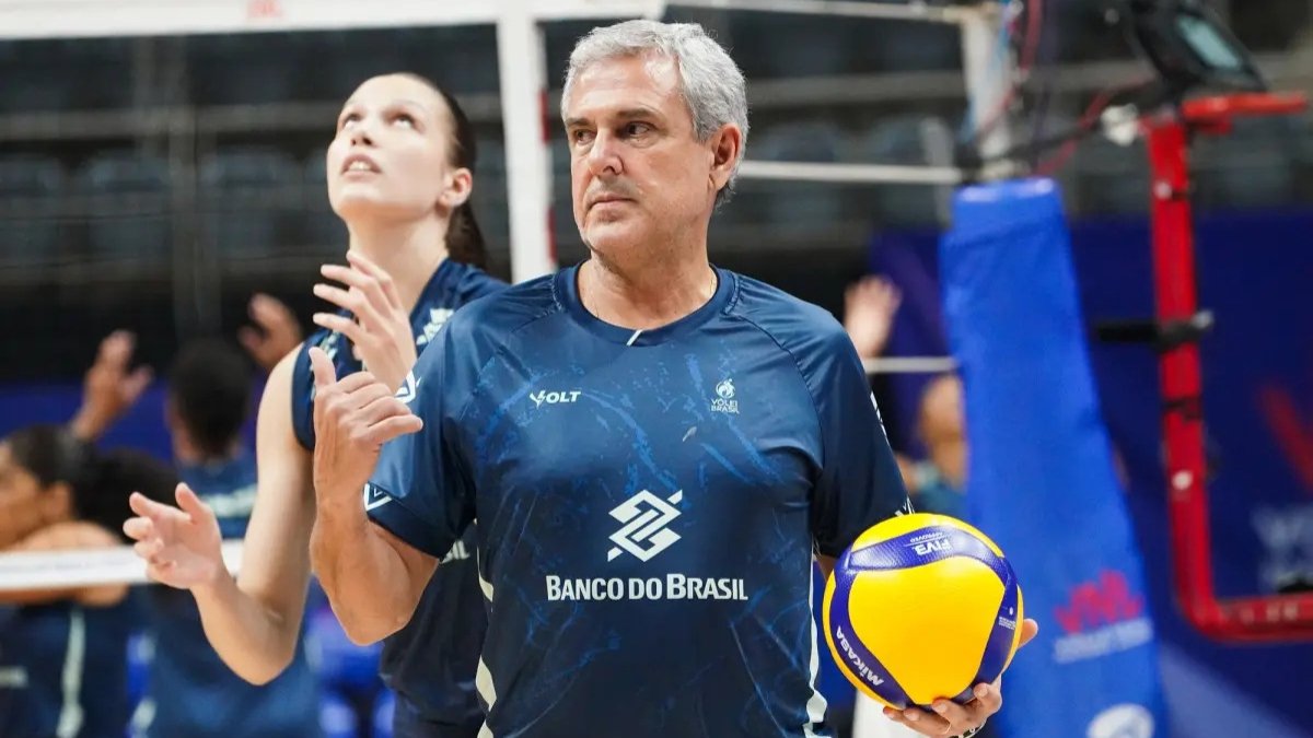 Zé Roberto Guimarães, técnico da Seleção (foto: Mauricio Val/FV Imagem/CBV)