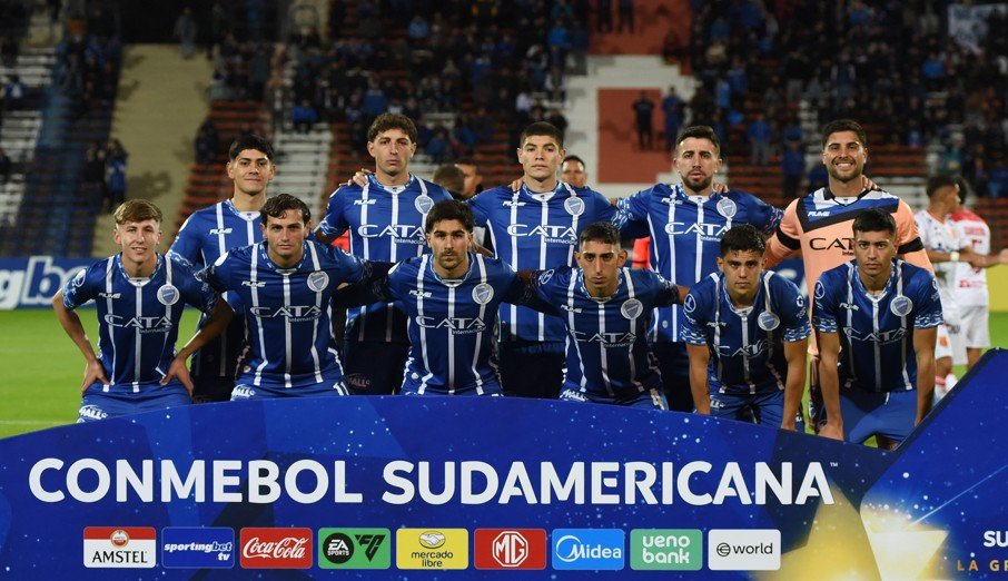 Godoy Cruz - (foto: Andres LARROVERE / AFP)