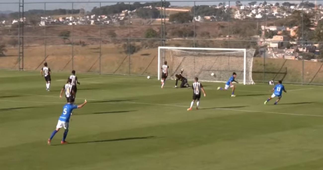 Atlético perdeu para o Futgol pelo Campeonato Mineiro Sub-20 (foto: Reprodução/YouTube/GaloTV)