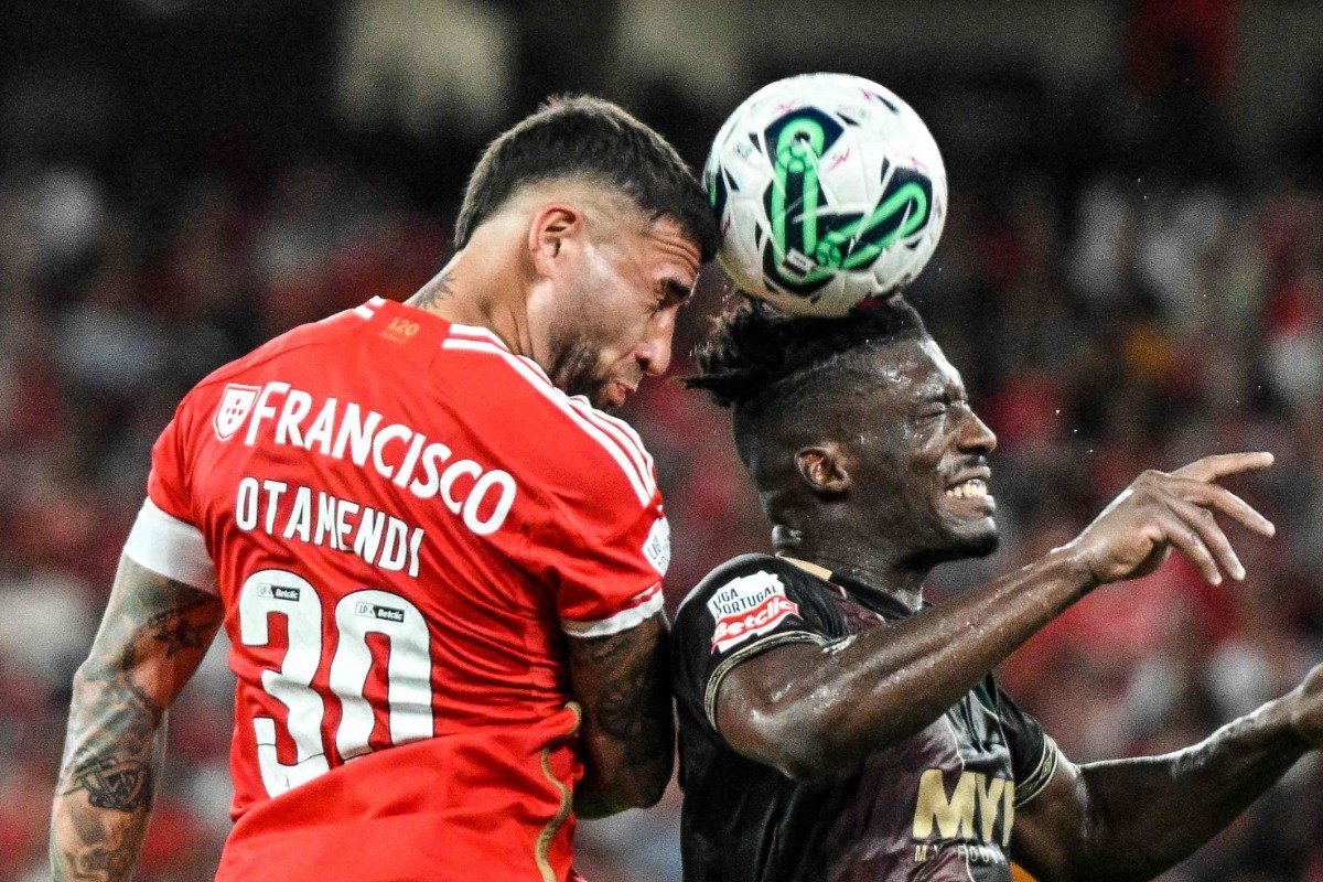 Ronaldo Tavares, atacante do Athletic, enfrentou dividiu campo com jogadores de destaque do futebol mundial (foto: Patricia DE MELO MOREIRA / AFP - 20/8/2023)