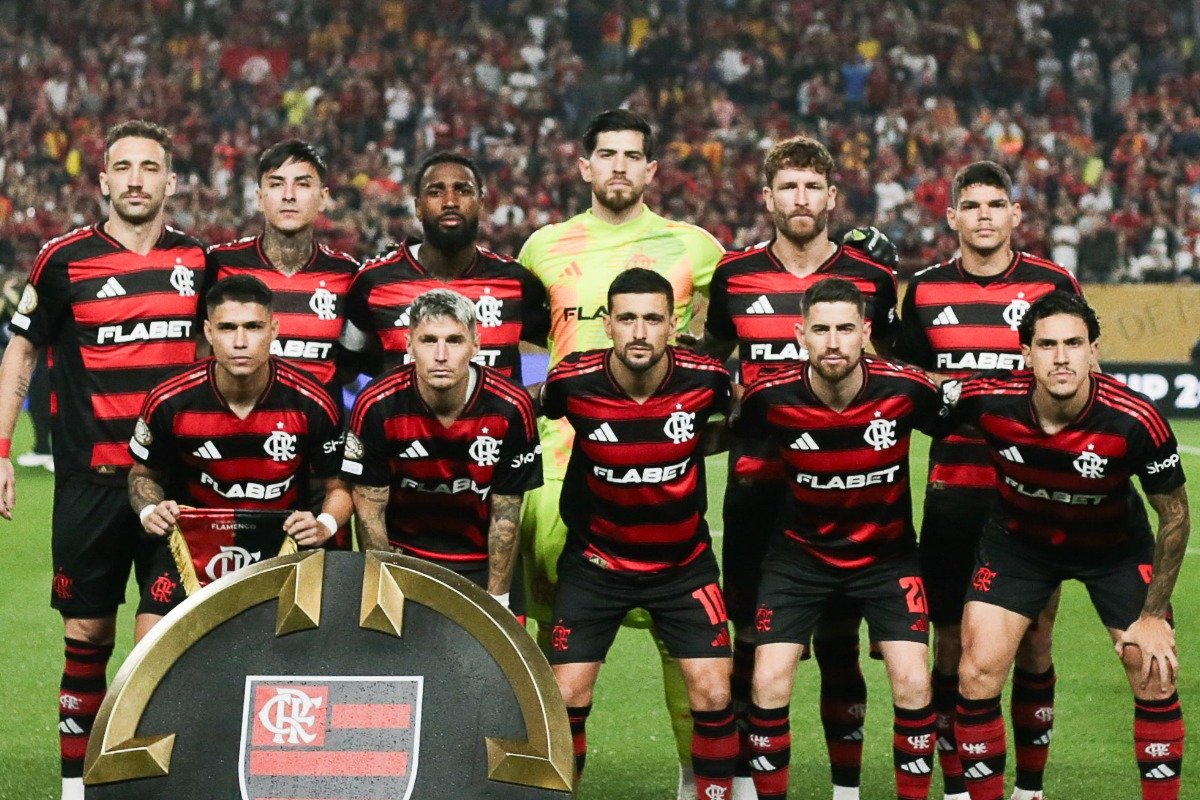 Jogadores do Flamengo antes de jogo no Mundial de Clubes (foto: Gilvan de Souza/Flamengo)