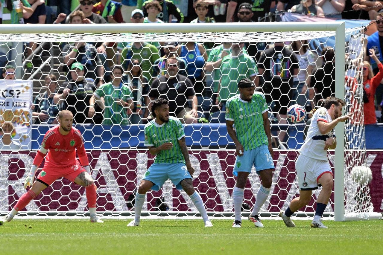 Lance da partida (foto: JUAN MABROMATA / AFP)