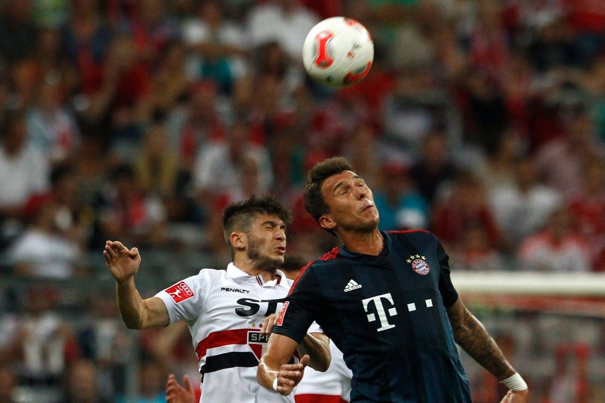 Lance de Bayern x São Paulo em 2013 - (foto: REUTERS/Michaela Rehle  - 31/7/2013)