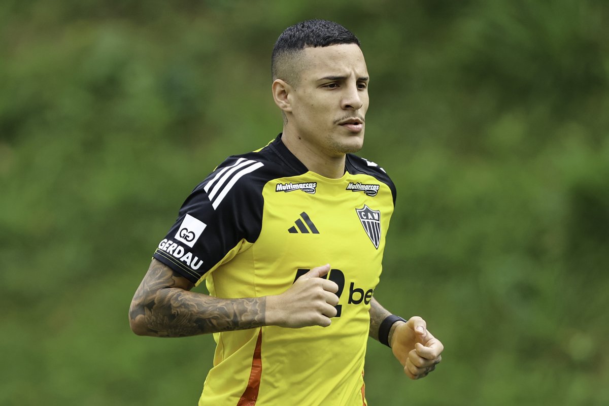 Guilherme Arana, lateral-esquerdo do Atlético (foto: Pedro Souza/Atlético)