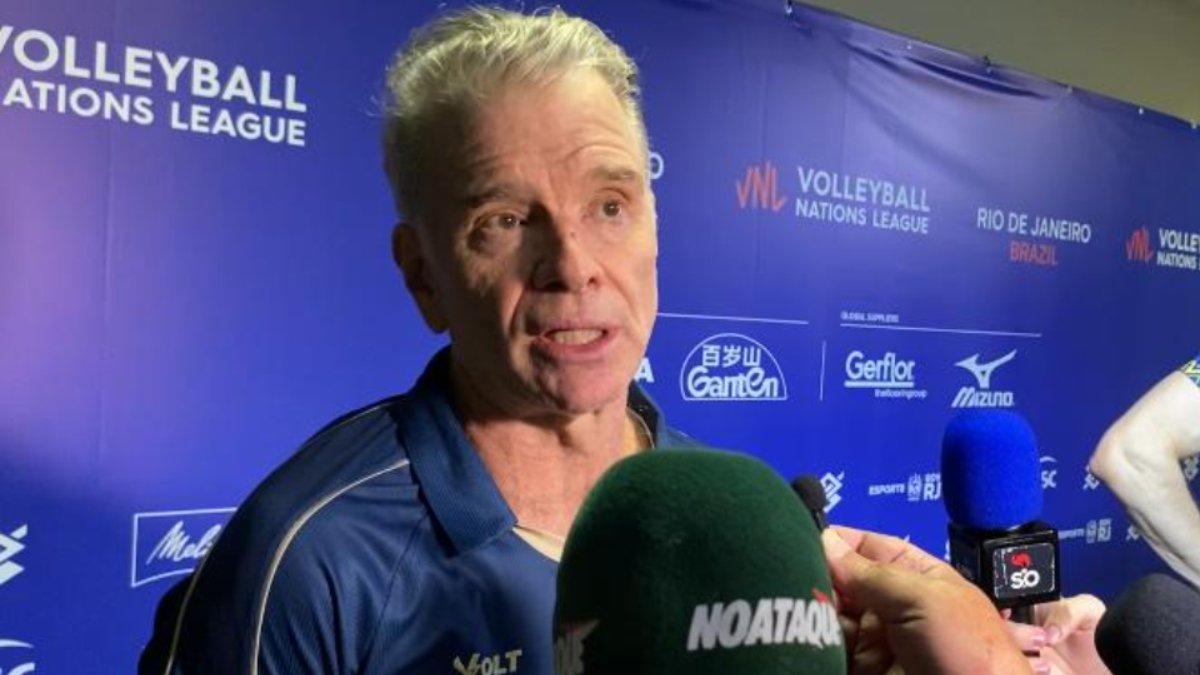 Bernardinho após derrota da Seleção na VNL (foto: Rafael Cyrne/EM/D.A Press)