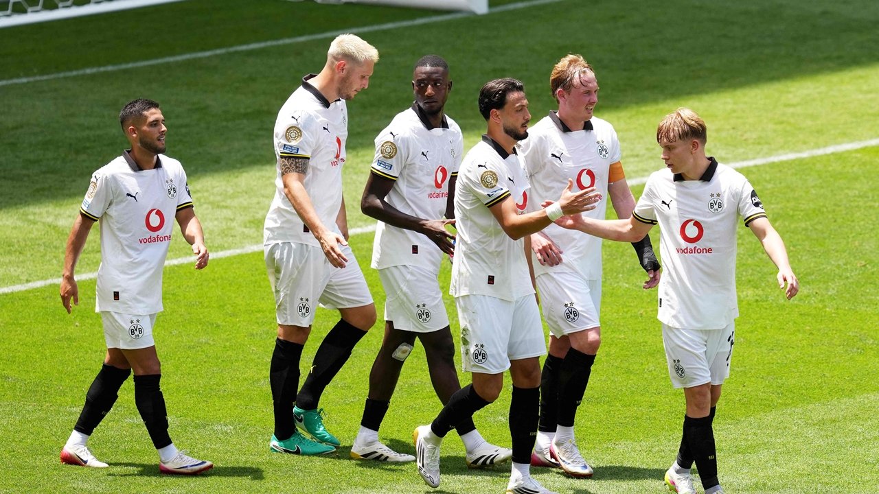 Mamelodi Sundowns 3 x 4 Borussia Dortmund (foto: Dylan Buell/AFP)