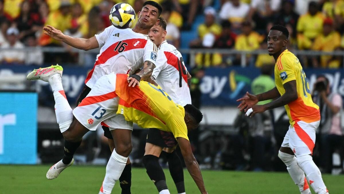 Venezuela e Peru empataram nas Eliminatórias (foto: LUIS ACOSTA/AFP)