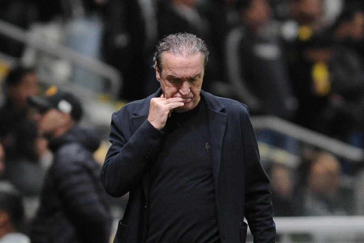 Cuca, técnico do Atlético (foto: Alexandre Guzanshe/EM/DA.Press)