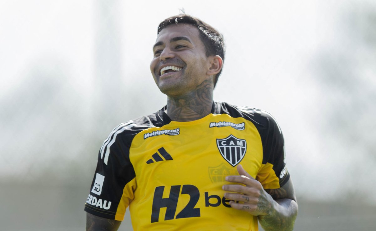 Dudu, atacante do Atlético, durante treinamento na Cidade do Galo (10/6) - (foto: Pedro Souza/Atlético)