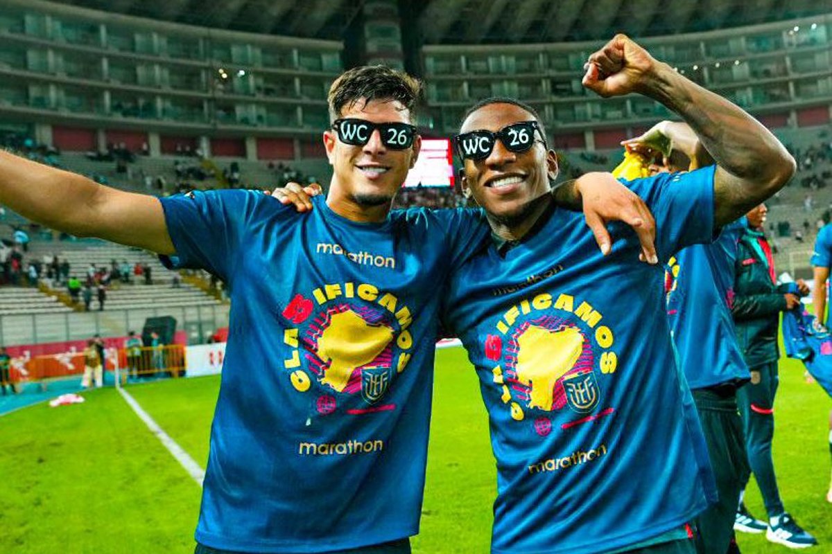 Alan Franco e Estupiñán comemoram classificação do Equador à Copa do Mundo de 2026 (foto: Reprodução)