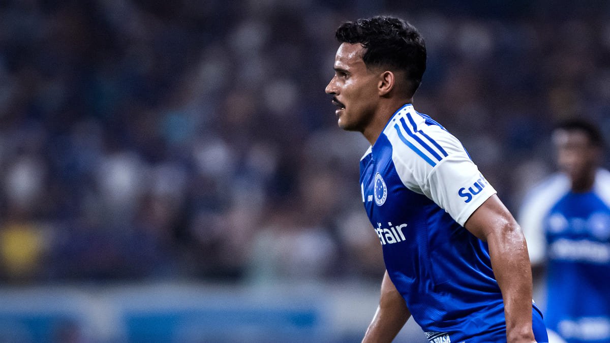 Kaiki, lateral-esquerdo do Cruzeiro (foto: Gustavo Aleixo/Cruzeiro)
