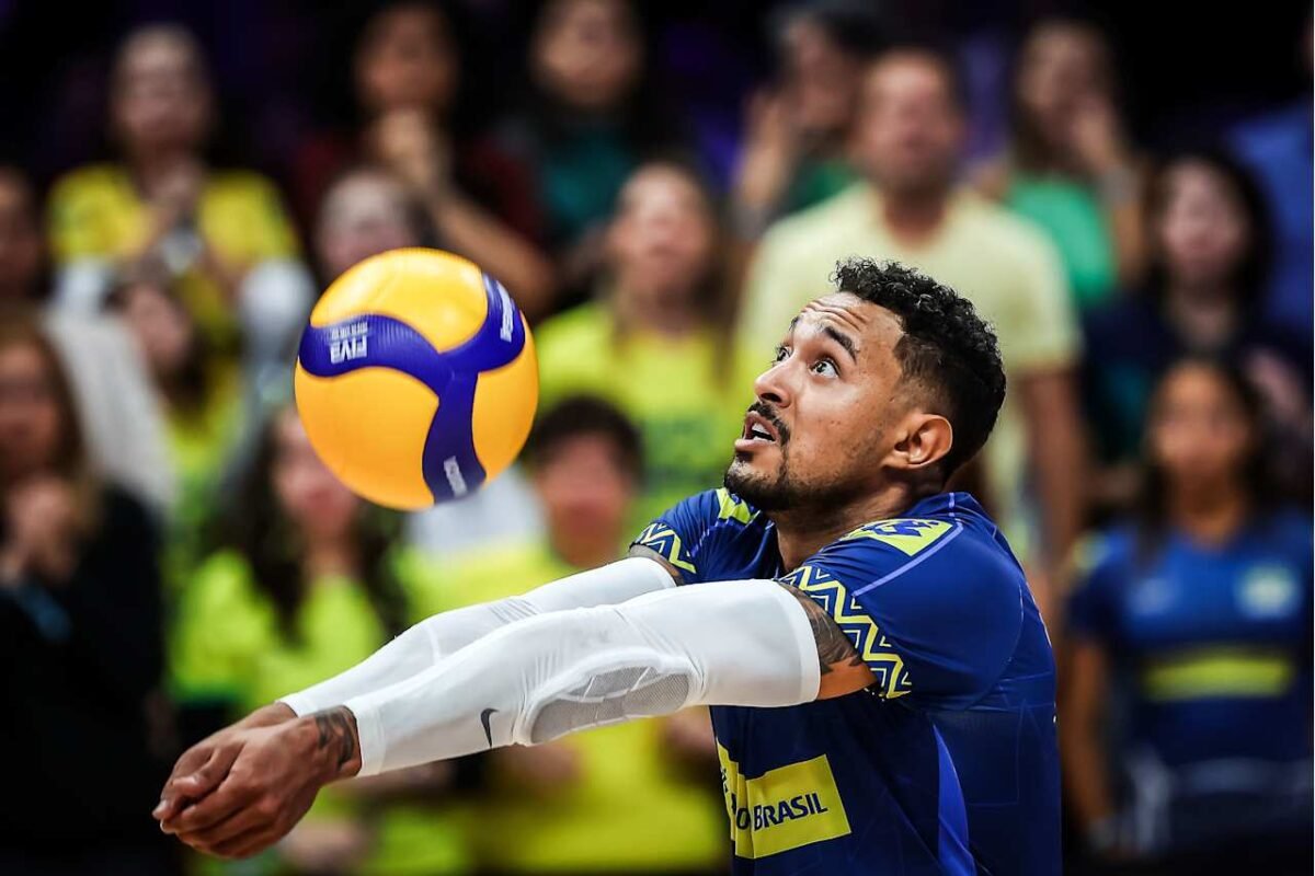 Maique em ação pela Seleção Brasileira Masculina de Vôlei na Liga das Nações (foto: Divulgação/FIVB)