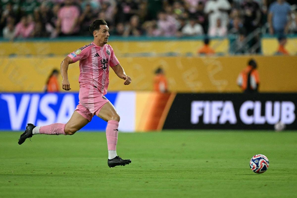 Tadeo Allende marcou o primeiro gol do Inter Miami contra o Palmeiras (foto: CHANDAN KHANNA / AFP)