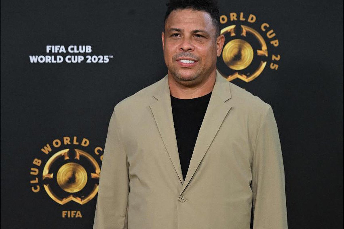 Ronaldo marcou presença na abertura da Copa do Mundo de Clubes da Fifa (foto: ROBERTO SCHMIDT / AFP)