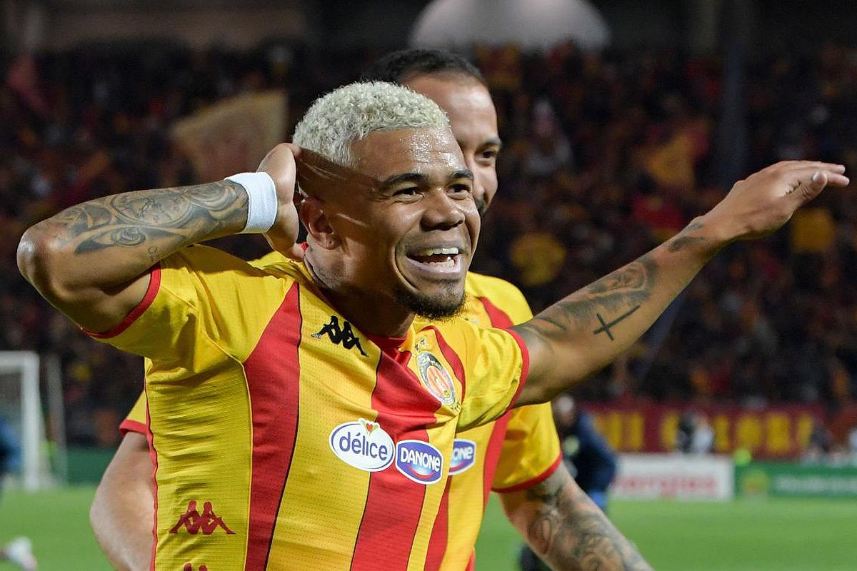 Yan Sasse, camisa 10 do Espérance Tunis (foto: FETHI BELAID / AFP)