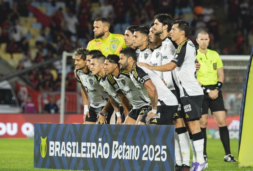 Jogadores do Atlético no Maracanã (foto: Pedro Souza / Atlético)