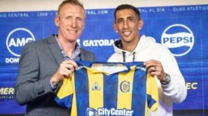 Jogador argentino foi apresentado pelo Rosário Central  - Crédito: 