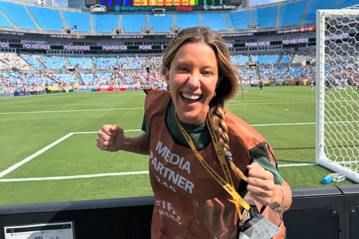Bárbara Coelho, jornalista da CazéTV (foto: Reprodução)