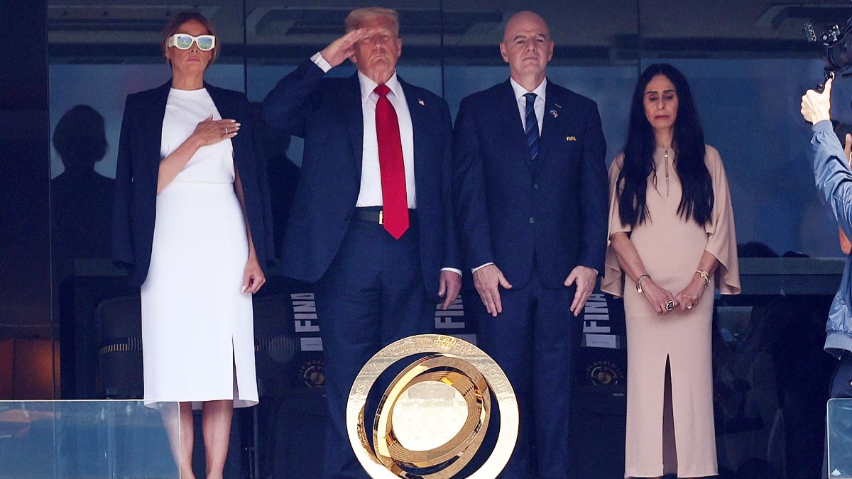 Donald Trump e Gianni Infantino, presidentes dos Estados Unidos e da Fifa (foto: Dan Mullan / GETTY IMAGES NORTH AMERICA / Getty Images via AFP)