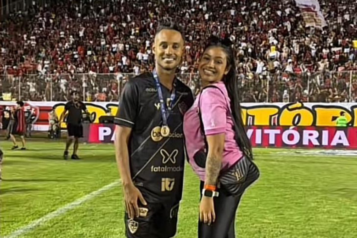 Mateus Gonçalves ao lado da irmã Letícia Kellen (foto: Reprodução)