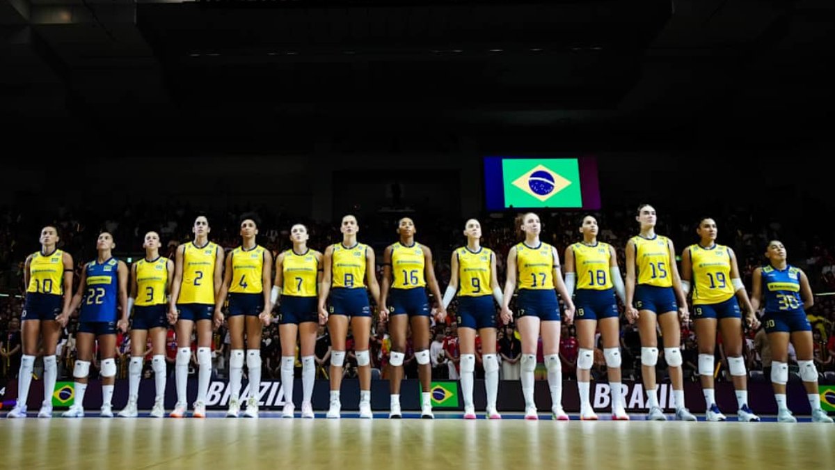 Jogadoras do Brasil na VNL Feminina (foto: Divulgação FIVB)