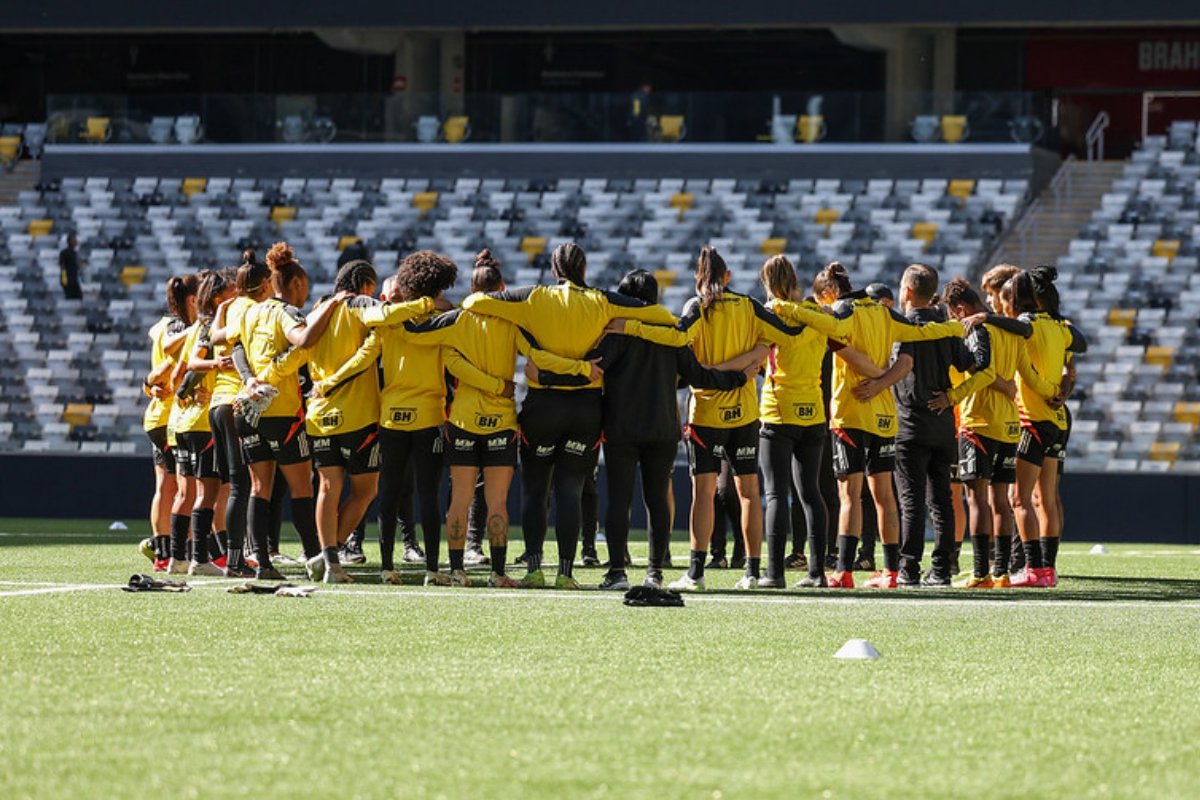 Time feminino do Atlético na Arena MRV (foto: Daniela Veiga/Atlético)