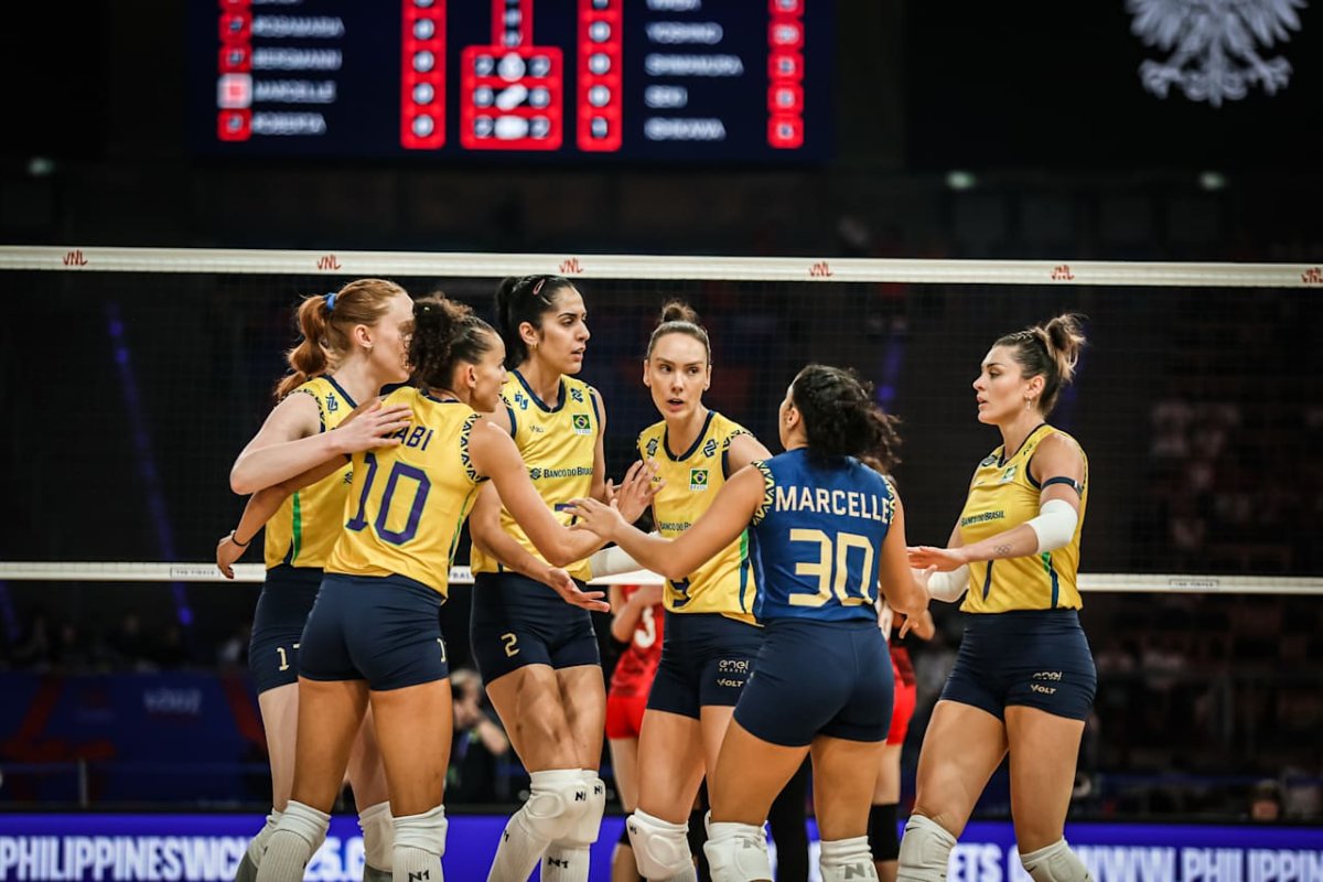 Brasil na disputa da VNL Feminina (foto: Divulgação/VNL)
