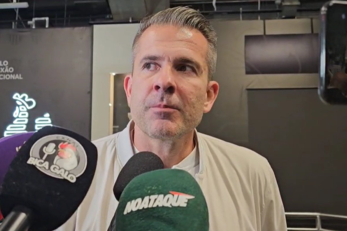 Victor, diretor de futebol do Atlético, durante entrevista (foto: Reprodução/No Ataque)