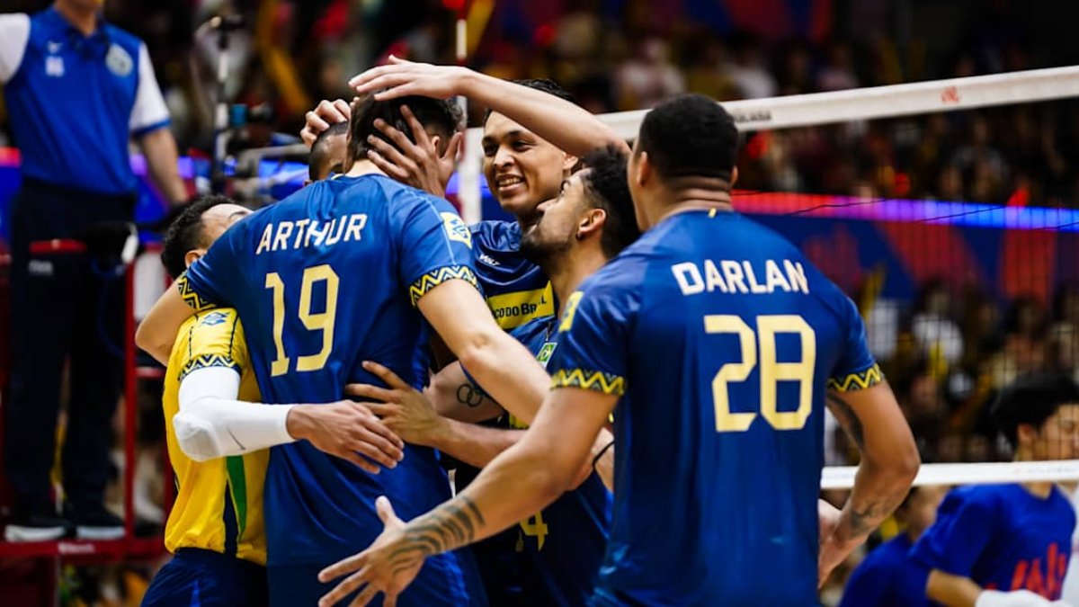 Time masculino da Seleção Brasileira de vôlei (foto: Divulgação FIVB)