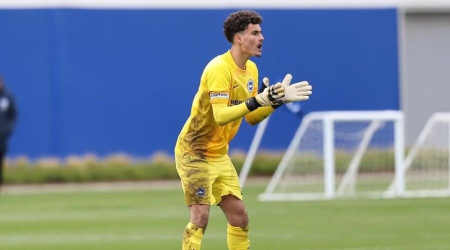 Lorenz Ferdinand (foto: Divulgação: Brighton)