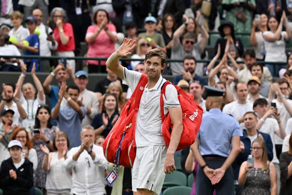 Nicolás Jarry em Wimbledon (foto: AFP)