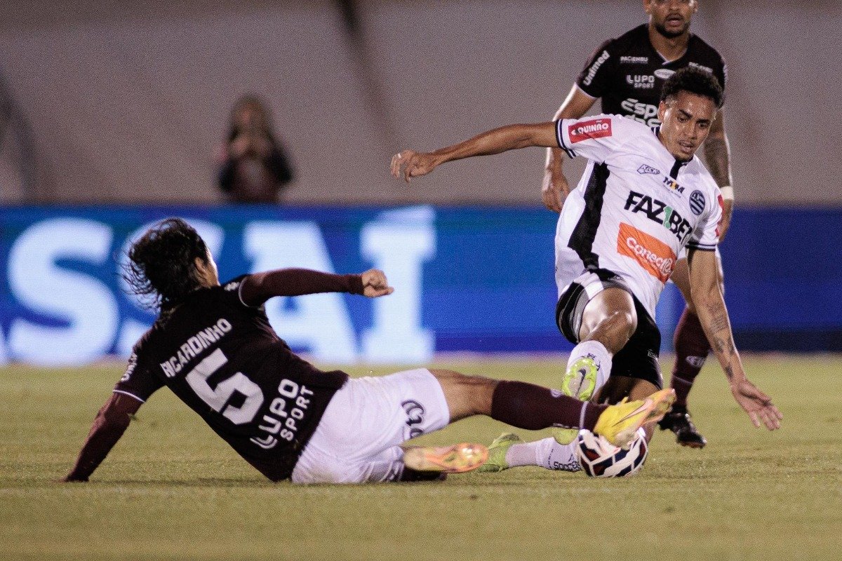 Lance do jogo entre Ferroviária e Athletic pela Série B (foto: Divulgação/Ferroviária)